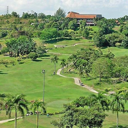 Putra 1 Pool Homestay Bandar Seri Putra Kampong Sungai Buah Zewnętrze zdjęcie