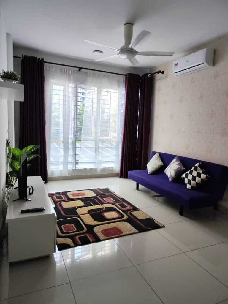 Putra 1 Pool Homestay Bandar Seri Putra Kampong Sungai Buah Zewnętrze zdjęcie